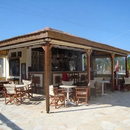 מלון דירות Zantegarden 3*