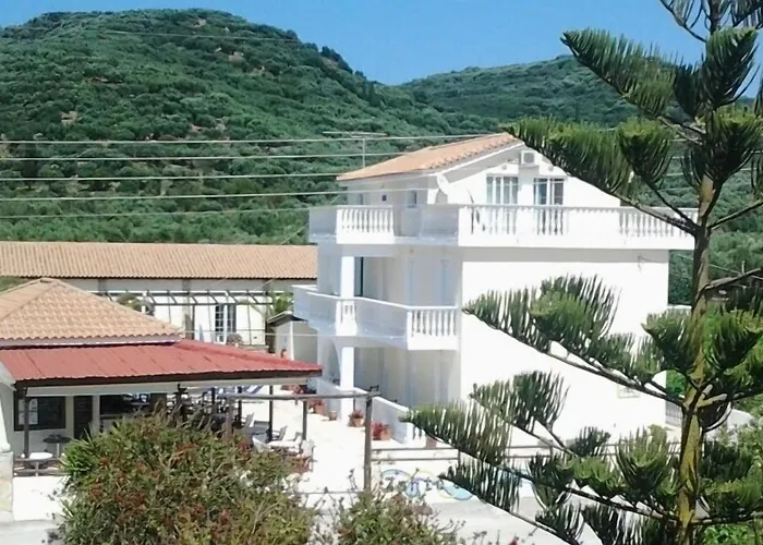 מלון דירות Zantegarden 3*