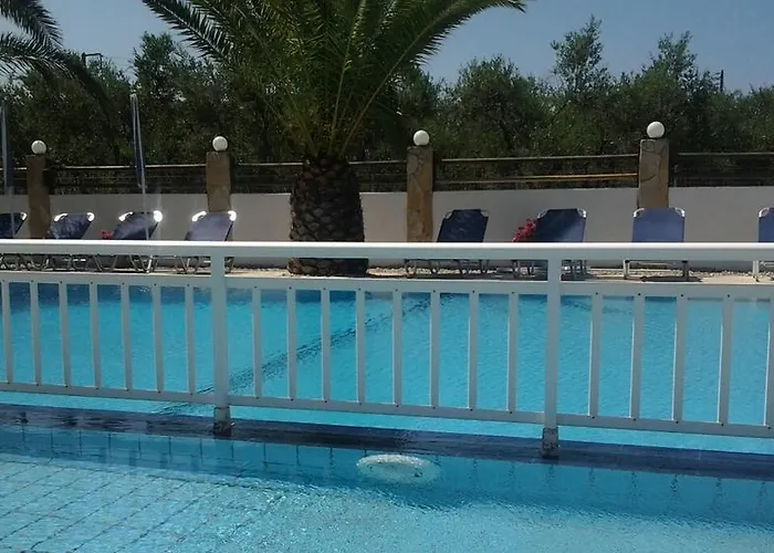 מלון דירות Zantegarden 3*