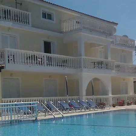 Zantegarden Aparthotel 3*